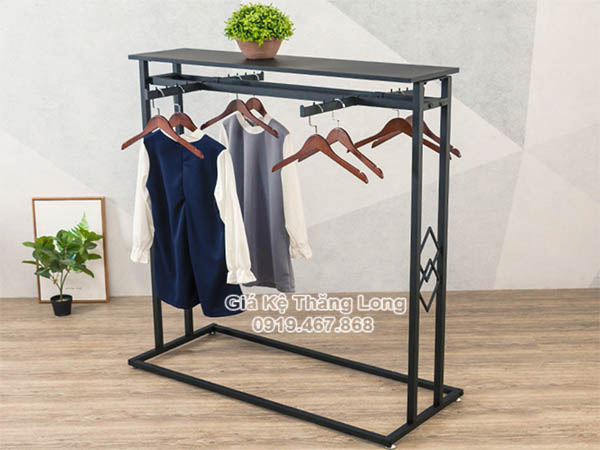 kệ treo quần áo shop giữa nhà 